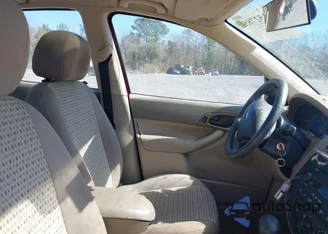 2007 Ford Focus S/Se/Ses из США, поврежденный, VIN 1FAHP34N07W216837